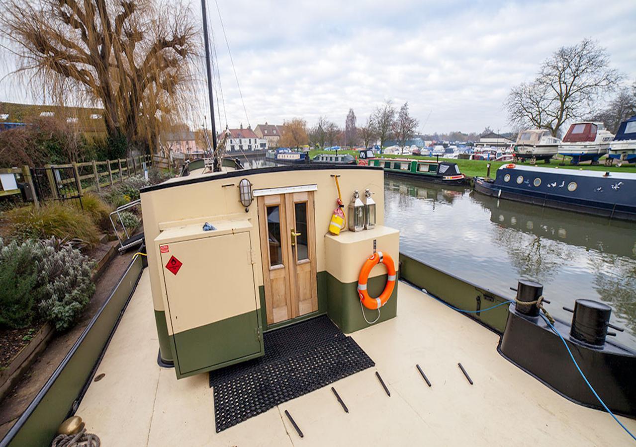 Hotel Barge Waternimf イーリー エクステリア 写真