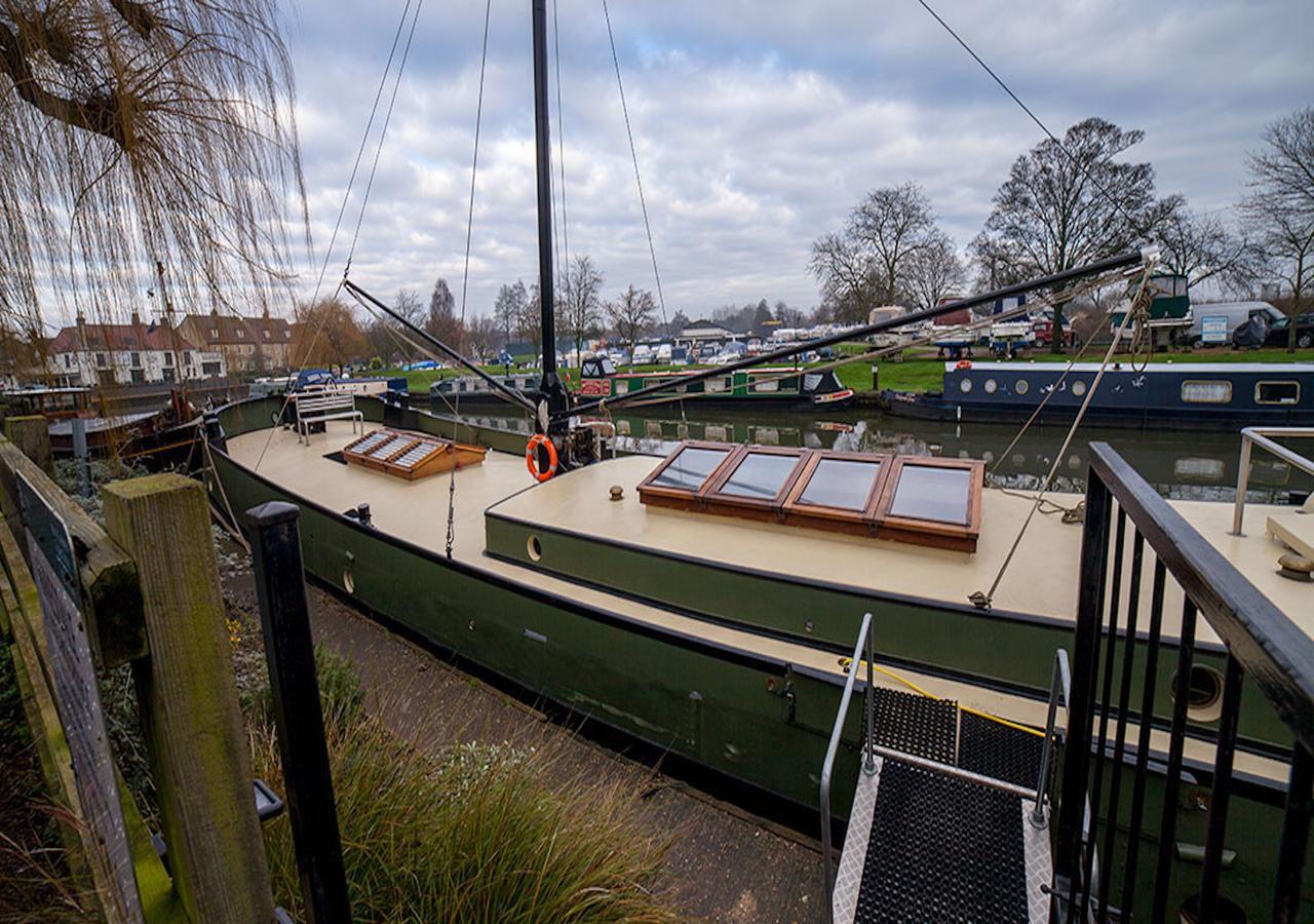 Hotel Barge Waternimf イーリー エクステリア 写真