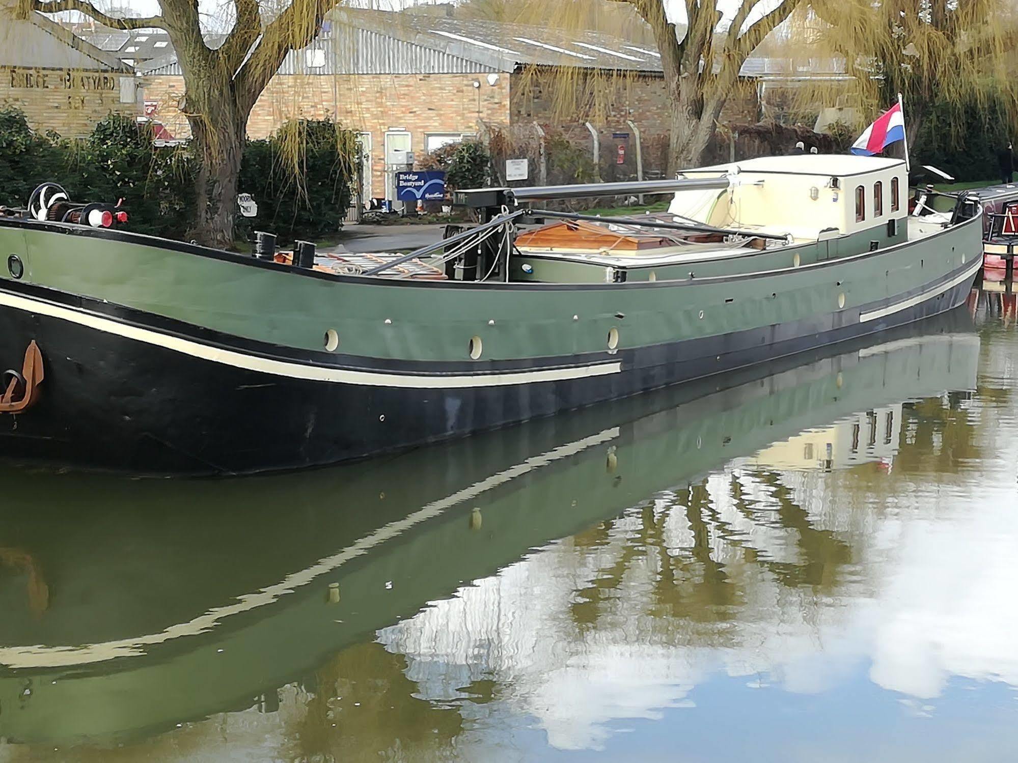 Hotel Barge Waternimf イーリー エクステリア 写真